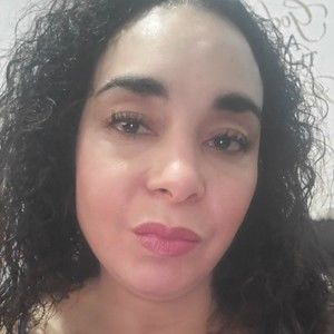 Meet your Posher, Yajaira